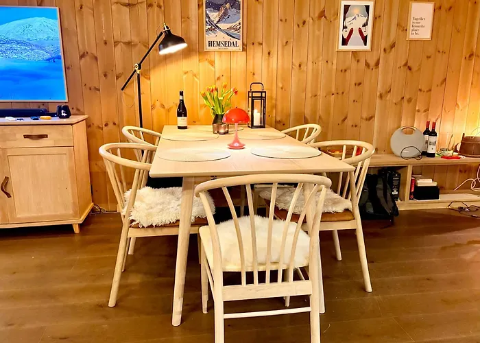 Elegant 2 Bedroom In, Out Next To Fyri In 公寓 *